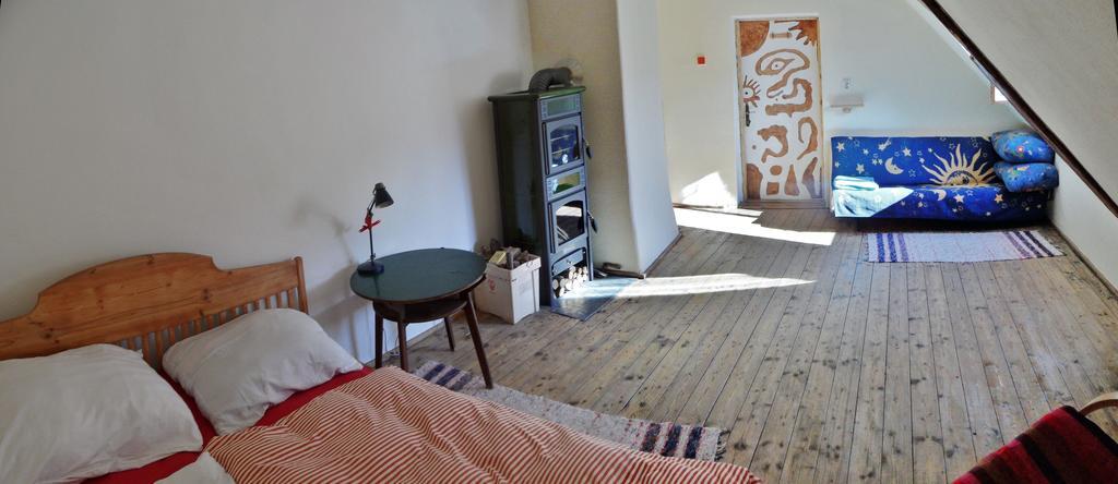 Lazy River Hostel Loket Chambre photo